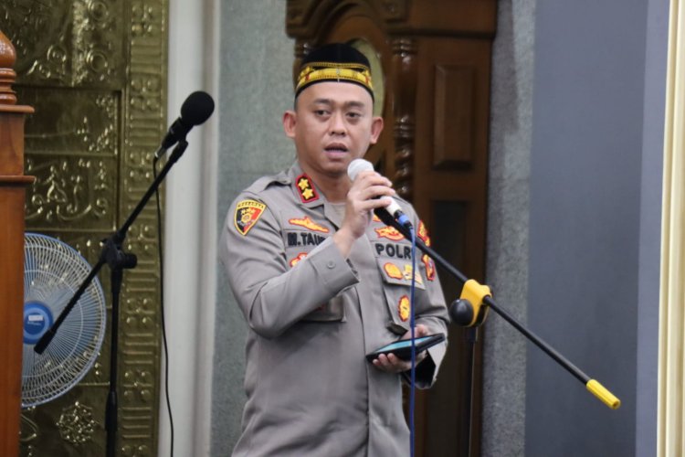 Kapolres Aceh Tengah Ajak Masyarakat Jaga Persatuan dan Tidak Mudah Terprovokasi dalam Rabu Berkah di Masjid Quba