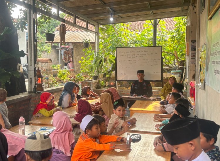 Aipda Ristomo, Anggota Brimob yang Mengabdikan Hati dengan Mendirikan TPA Gratis di Gunung Sindur