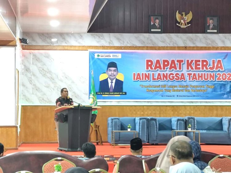 Wakil Rektor I IAIN Langsa Tutup Raker IAIN Langsa 2025 di BDK Medan