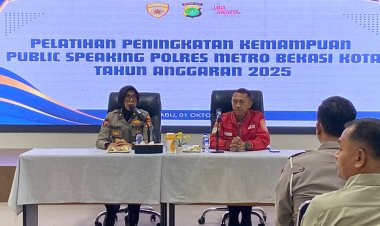 Pelatihan Public Speaking Jadi Langkah Polres Metro Bekasi Kota Bangun Citra Positif