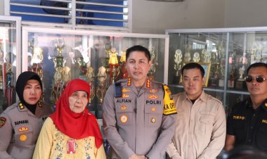 Kapolres Metro Jaktim Tinjau Program Makan Bergizi Gratis di SDS Kemala Bhayangkari 5