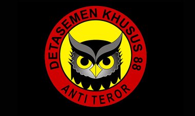 Densus 88 Amankan Empat Terduga Teroris Pendukung ISIS di Sumatera Barat dan Sumatera Utara