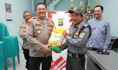 Kapolres Metro Jakarta Utara Kunjungi Pos Satkamling di Kebon Bawang, Tanjung Priok