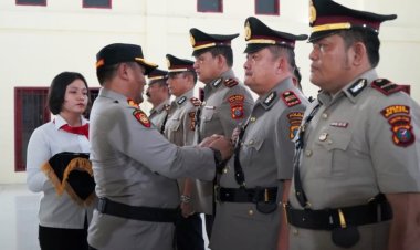 Kapolres Nias Selatan Lantik Pejabat Sementara (PS) Kapolsek Teluk Dalam, Kabag OPS, Kasat Samapta, Kasat Resnarkoba dan PS Kasat Polairud