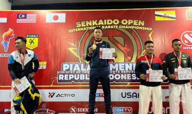 Personel Brimob Polda Metro Jaya Raih Emas dan Perak di Kejuaraan Karate Internasional SENKAIDO Cup Piala Kemenpora 2025