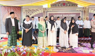 Bupati Ayu Asalasiyah hadiri Upacara Hari Santri Nasional, Tabligh Akbar serta Istighosah Kubro di Ponpes Bahrul Ulum Rebang Tangkas