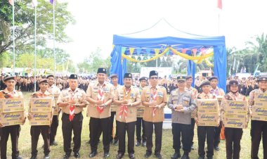 Lebih dari 500 Peserta Antusias Ikuti Jambore Pramuka Tanjab Barat 2025, Bupati Anwar Sadat Tekankan Pentingnya Pembentukan Karakter dan Kepemimpinan