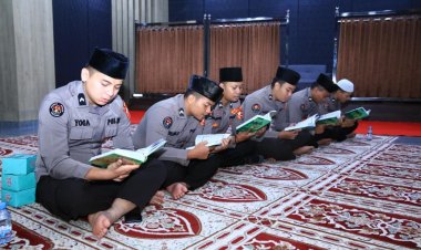 Jumat Berkah, Divisi Humas Polri Gelar Khataman dan Doa Bersama