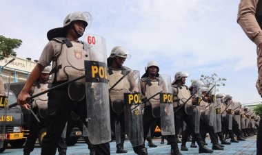 Kapolres Metro Bekasi Cek Latihan Dalmas, Tegaskan Kesiapan Personel Hadapi Dinamika Kamtibmas