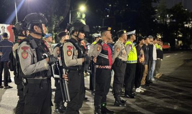 Polda Metro Jaya Gencarkan Patroli Skala Besar, Hadirkan Rasa Aman di Tengah Warga