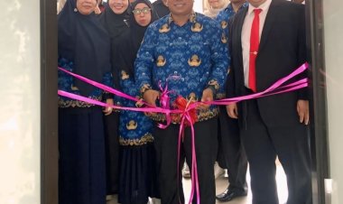 Wakil Rektor I IAIN Langsa Resmikan Kantor Mediasi dan Arbitrase Fakultas Syariah