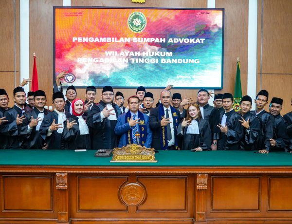 KOMITE NASIONAL ADVOKAT INDONESIA ANGKAT 66 ADVOKAT BARU DI PENGADILAN TINGGI BANDUNG