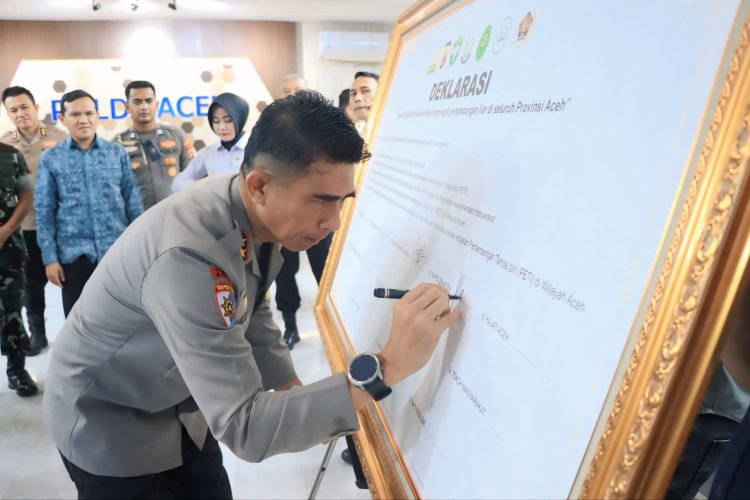 Kapolda Bersama Pemangku Kepentingan di Aceh Deklarasi Green Policing