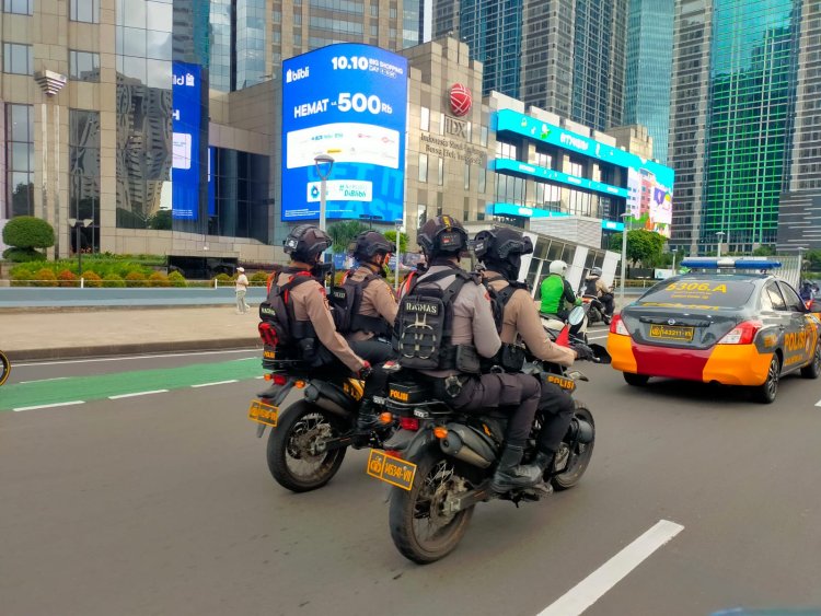 Jaga Jakarta Aman, Ratusan Polisi Turun Patroli Sore Ini