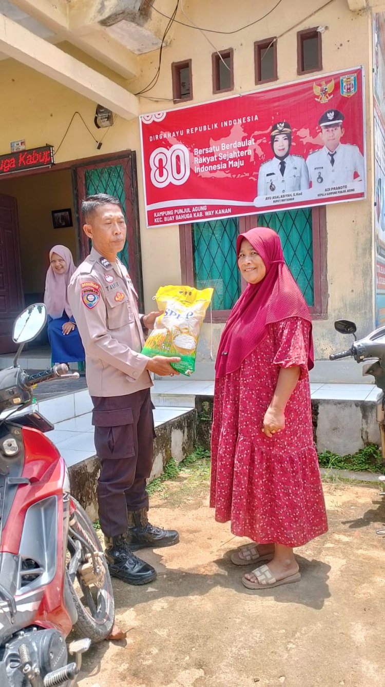 Polsek Buay Bahuga Gelar GPM, Warga Punjul Agung dan Lebung Lawe Antusias Sambut Beras Murah