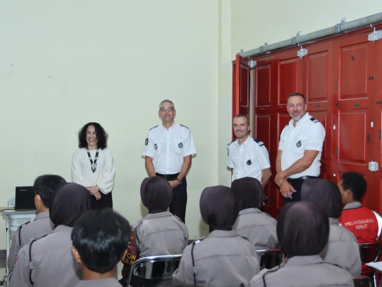 SIARAN PERS POLRI          Kunjungan Delegasi Kepolisian Prancis Perkuat Kerja Sama dan Motivasi Calon Bintara Polwan