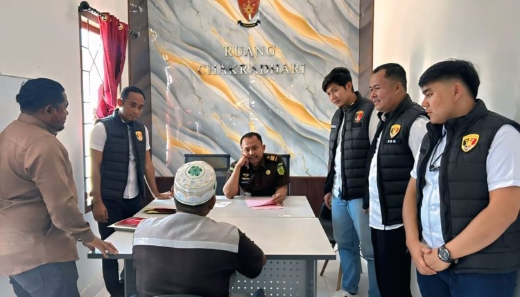Penyidik Polres Bener Meriah Serahkan Tersangka Penyalahgunaan BBM Subsidi ke Jaksa