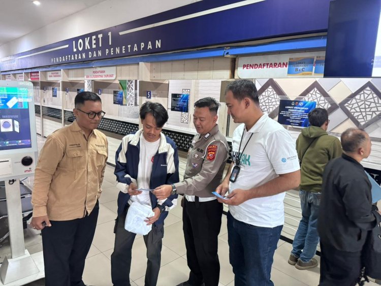 Polantas Menyapa" : Samsat Soetta Bandung Dekatkan Diri dengan Masyarakat, Tingkatkan Pelayanan Publik  ‎