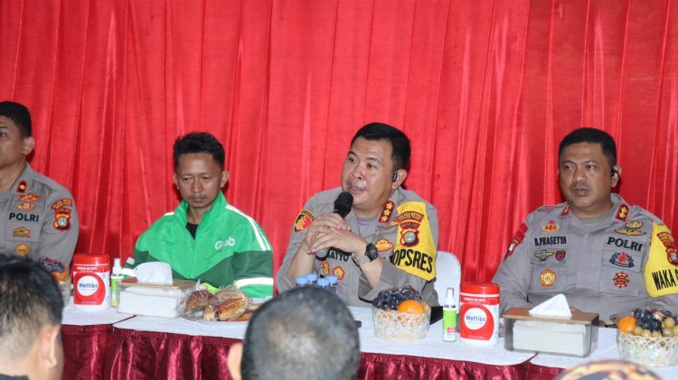 Jaga Jakarta, Kapolres Metro Jakarta Pusat Resmikan Gerai Rakyat Mart untuk Komunitas Ojol di Menteng 