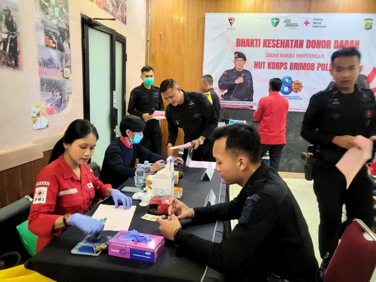Brimob Polda Metro Jaya Gelar Donor Darah Sebagai Wujud Kepedulian Sosial di Momen HUT ke-80 Korps Brimob Polri