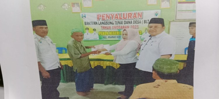 Pemerintah Pekon Negeri Ratu Ngaras Realisasikan BLT-DD Secara Lansung Pada 10 KPM Secara Langsung