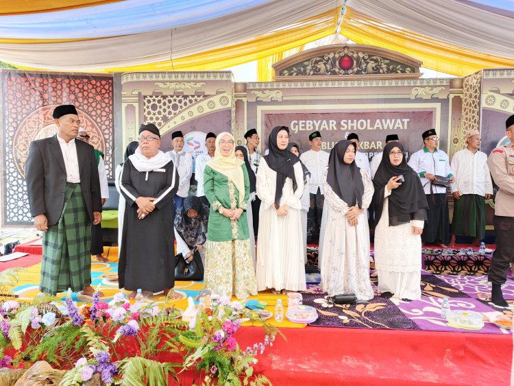 Bupati Ayu Asalasiyah hadiri Upacara Hari Santri Nasional, Tabligh Akbar serta Istighosah Kubro di Ponpes Bahrul Ulum Rebang Tangkas