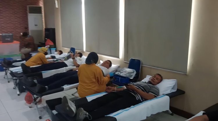 Humas Polres Priok Gelar Donor Darah Peringati Hari Jadi Humas ke-74