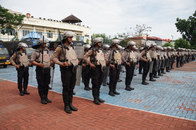 Kapolres Metro Bekasi Cek Latihan Dalmas, Tegaskan Kesiapan Personel Hadapi Dinamika Kamtibmas