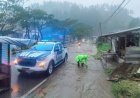 Hujan Deras Bukan Halangan, Satlantas Polres Aceh Tengah Bergerak Cepat Tangani Banjir dan Kelancaran Arus