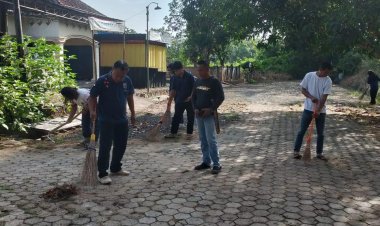Dinas Perumahan Kawasan Permukiman dan Pertanahan Gelar Aksi Bersih-Bersih Sambut Adipura 2025