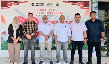 Manager Kebun Lama PTPN IV Regional 6 Ir. Dedi Pribadi Terima Kunjungan Sejumlah Wartawan