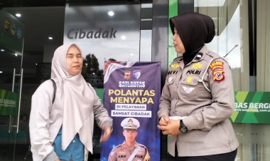 ‎Satlantas Polres Sukabumi Tingkatkan Pelayanan Publik Melalui Program "Polantas Menyapa" di Samsat