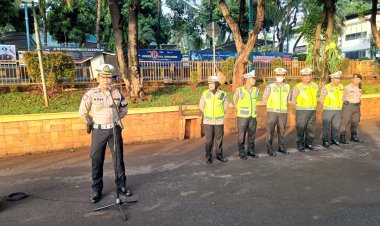 Polda Metro Jaya Gelar Apel Pagi Zebra Jaya 2025, Kedepankan pendekatan edukatif kepada masyarkat