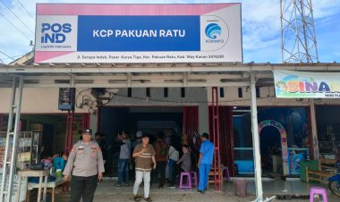 Dukung Progam Pemerintah, Polisi Gelar Pengamanan Penyaluran BLT Kesra di Kantor Pos Pakuan Ratu