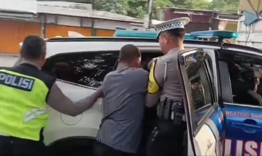 Aksi Cepat Tanggap Kasat Lantas Bekasi Kota, Tangani Korban Kecelakaan di Gunung Putri Bogor