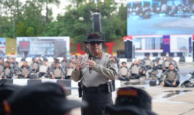 Polwan Brimob PMJ Perkuat Disiplin dan Ketangguhan Petugas Lapas Perempuan Jakarta