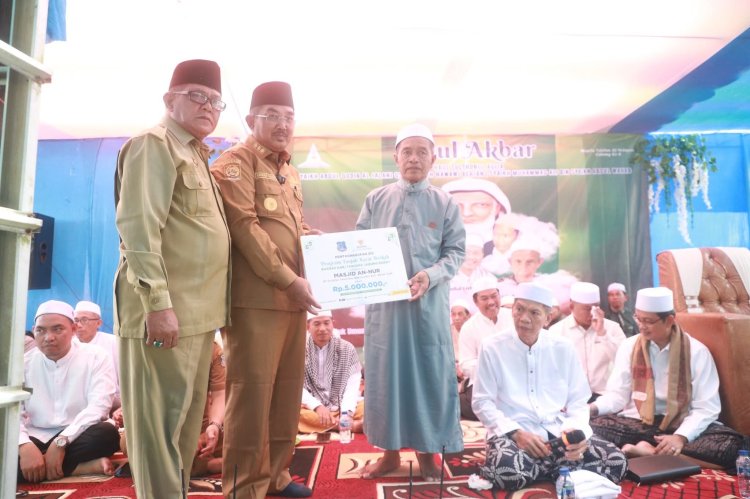 Bupati Anwar Sadat Hadiri Haul Syekh Abdul Qadir Al-Jailani di Desa Tanjung Senjulang: Teguhkan Nilai Keimanan dan Dorong Pembangunan Merata