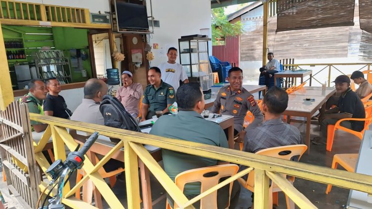 Ciptakan Kamtibmas Kondusif, Kapolsek Keumala Gelar Jeip Kupi Bareng Warga Gampong Cut