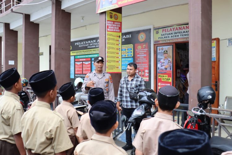 Polres Aceh Tengah Terima Kunjungan SD IT AN-NAHL, Kenalkan Tugas Kepolisian dan Beri Edukasi Anti Bullying
