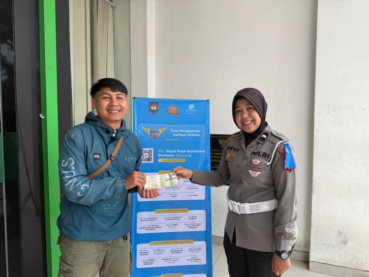 Sentuhan Humanis Polantas di Samsat Sukabumi: Program "Polantas Menyapa" Tingkatkan Pelayanan Publik   