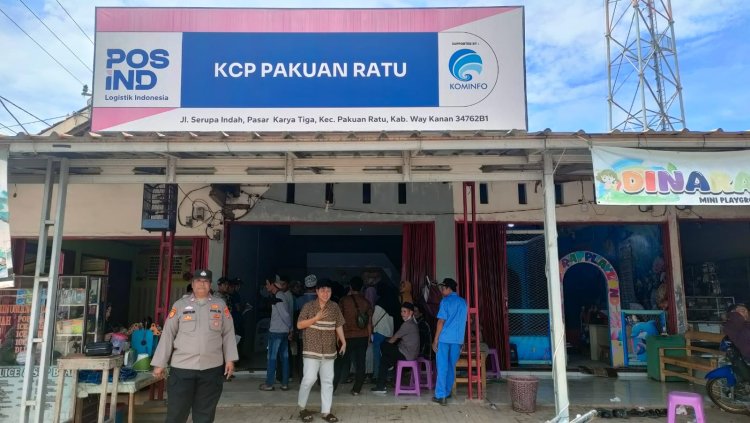 Dukung Progam Pemerintah, Polisi Gelar Pengamanan Penyaluran BLT Kesra di Kantor Pos Pakuan Ratu