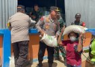 Kapolda Sumut dan Pangdam I/BB Turun Langsung Bagikan Beras untuk Korban Bencana di Tapanuli Tengah