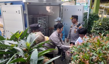Distribusi Makan Bergizi Gratis Polri SDN Pekayon Jaya VII
