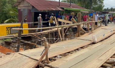 POLDA SUMUT BANGUN JEMBATAN DARURAT DI TAPTENG, PULIHKAN AKSES WARGA DAN JALINSUM