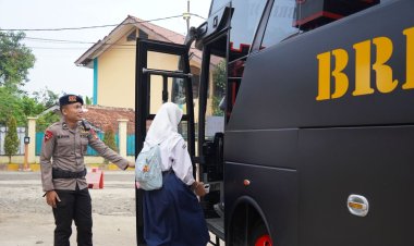 Bus Sekolah Gratis Brimob Polda Metro Jaya Selalu Jadi Kebanggaan Warga Tangerang Selatan