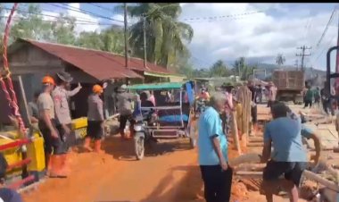 Polri Gerak Cepat Perbaiki Jembatan Pandan, Akses Utama Warga Tapteng Ditargetkan Segera Pulih