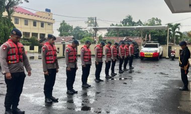 Brimob Batalyon C Pelopor Tingkatkan Kesiapsiagaan SAR di Ciputat Usai Diguyur Hujan Deras