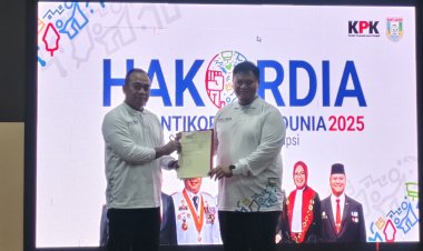 Gebrakan Anti Rasuah di Banyuasin: Kepala BPN Serahkan 24 Sertifikat Aset Krusial, Sekda Tegaskan Sinergi Total Basmi Korupsi !