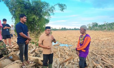 Haji Uma Tinjau Desa Gedumbak yang Lenyap Diterjang Banjir, Mendesak Pemerintah Tetapkan Status Bencana Nasional