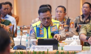 ‎Kakorlantas Polri Hadiri Rapat Persiapan Nataru 2025/2026, Menyikapi Lonjakan Mobilitas dan Cuaca Ekstrem
